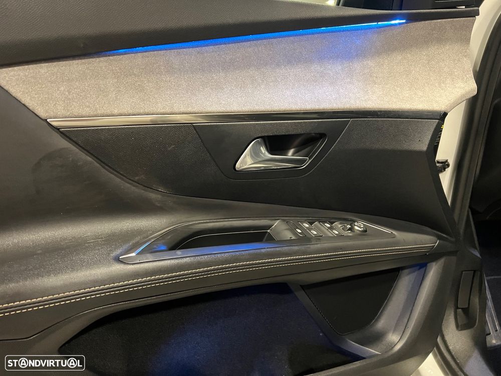 Peugeot 3008 1.5 BlueHDi GT Line EAT8 - 5