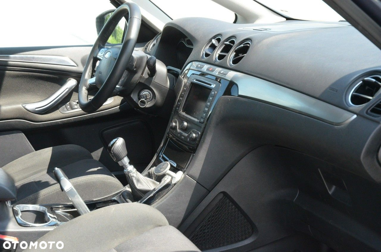 Ford S-Max - 18