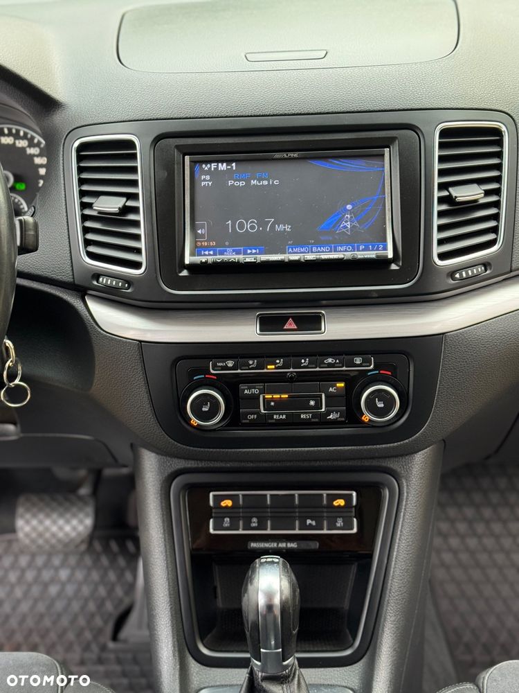 Volkswagen Sharan 2.0 TDI Highline DSG - 11