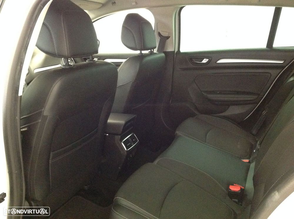 Renault Mégane Sport Tourer 1.5 Blue dCi Limited C/PM+Pneu - 23