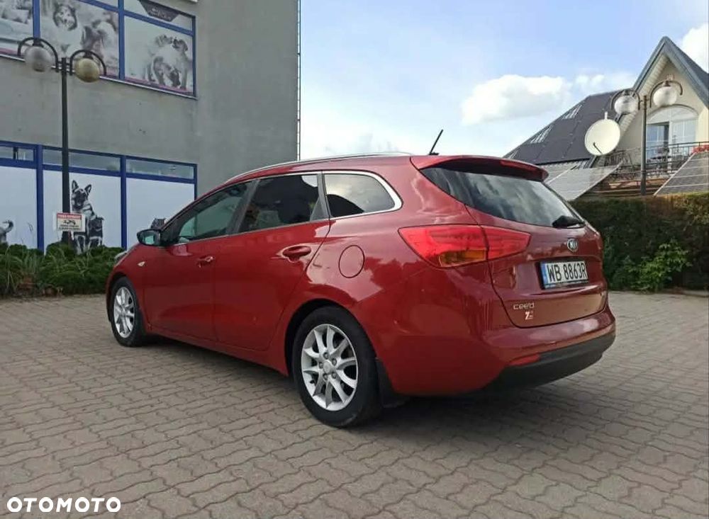 Kia Ceed - 5