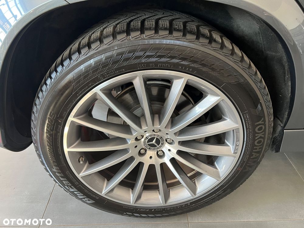 Mercedes-Benz GLE 300 d 4Matic 9G-TRONIC AMG Line - 9