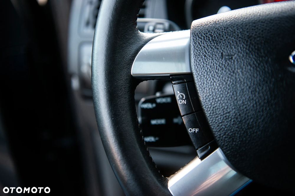 Ford Kuga 2.0 TDCi 4x4 Titanium - 36