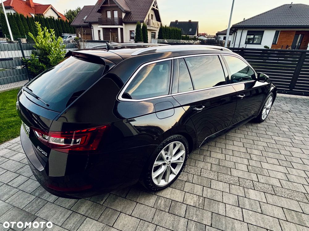 Skoda Superb Combi 2.0 TDI Style - 8