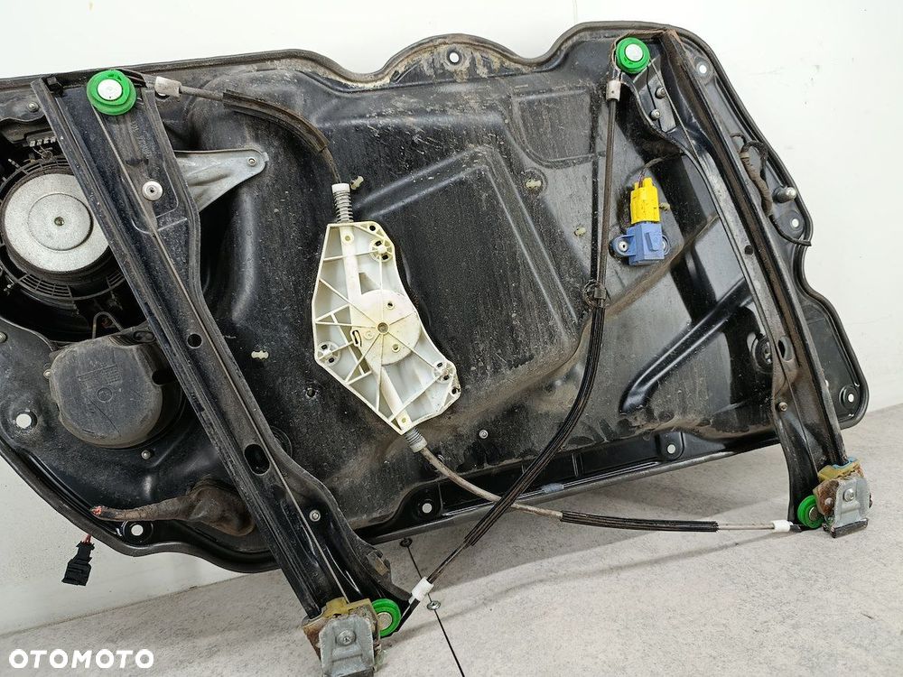 PODNOŚNIK SZYBY PRAWY PRZÓD  VW PASSAT B6 3C1837756G 1K0959792M BOSCH - 3
