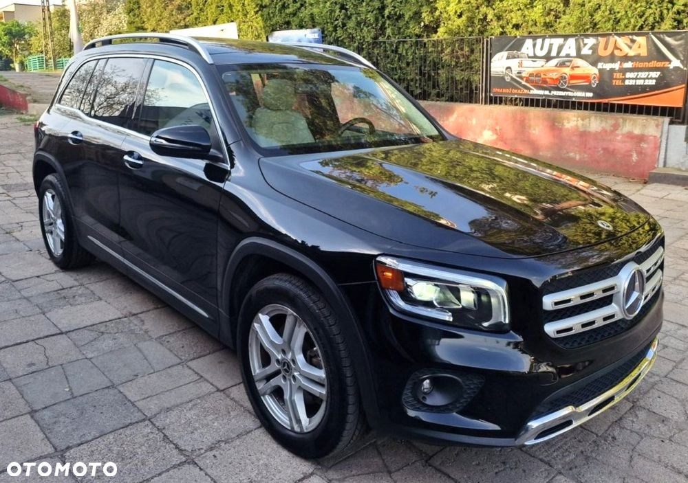 Mercedes-Benz GLB 250 4Matic 8G-DCT Progressive - 2