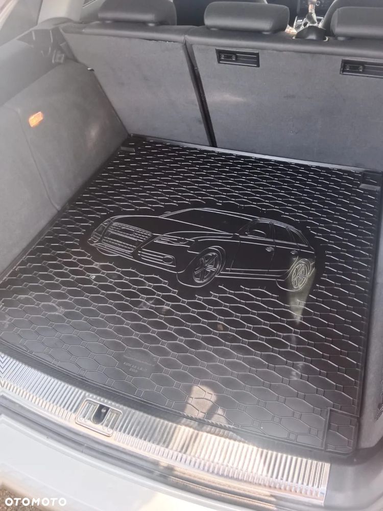 Audi A4 ver-avant-1-8-tfsi-ambiente - 19