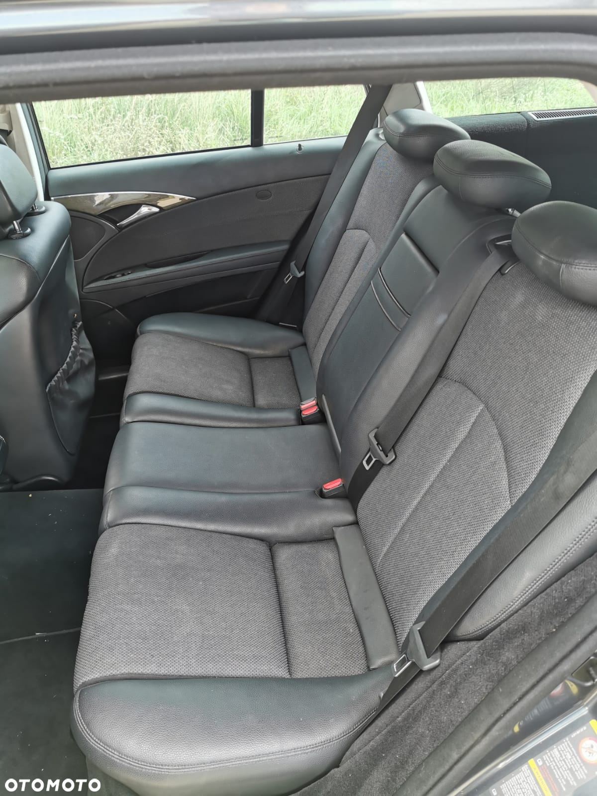 Mercedes-Benz Klasa E 320 CDI 4-Matic Avantgarde - 16