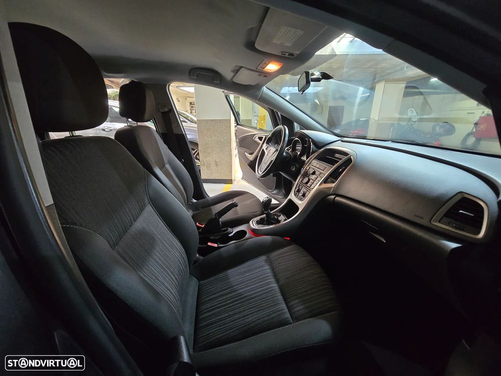Opel Astra Sports Tourer 1.7 CDTi Cosmo - 10