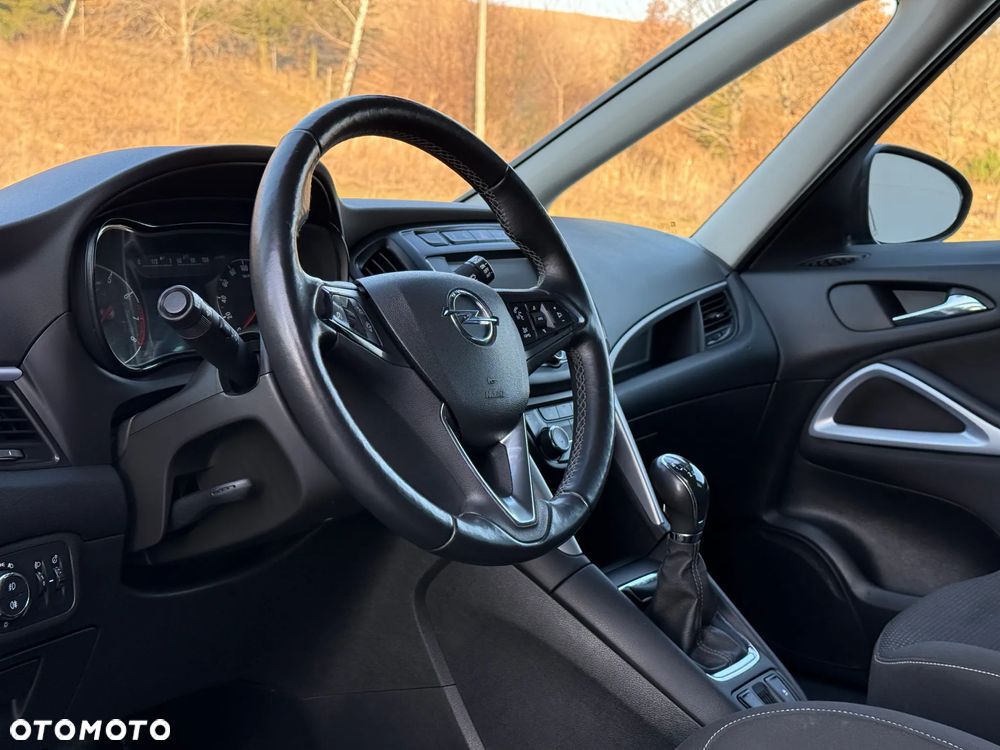 Opel Zafira - 28