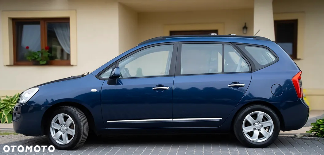 Kia Carens 2.0 CRDi Voyage 7os - 6