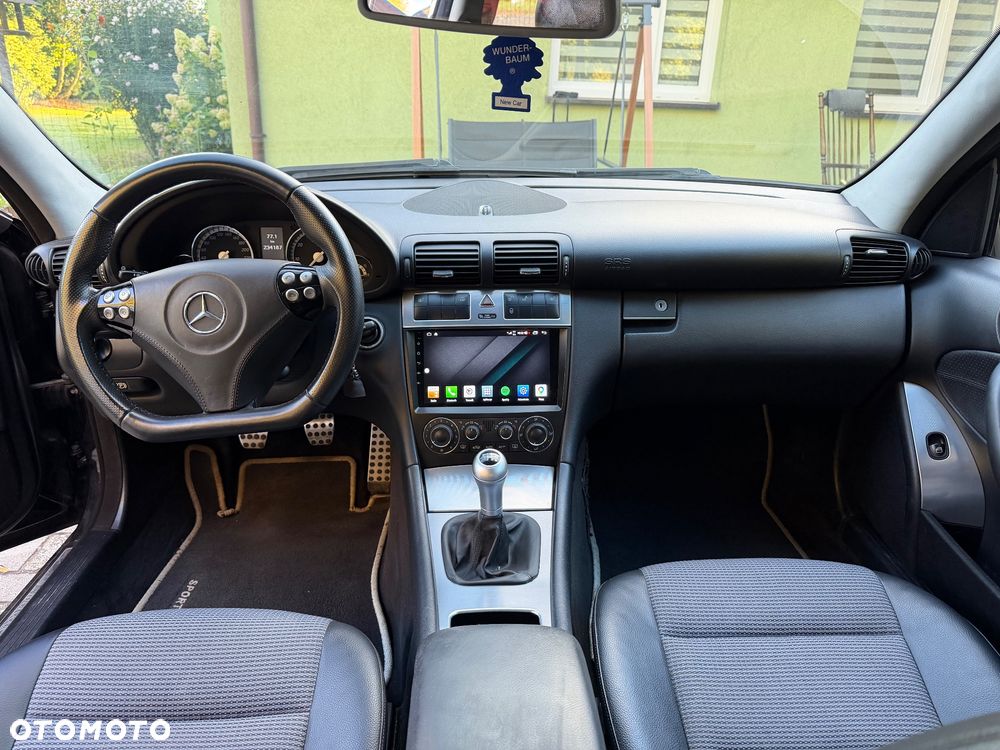 Mercedes-Benz Klasa C 180 Kompressor Sport Edition - 4