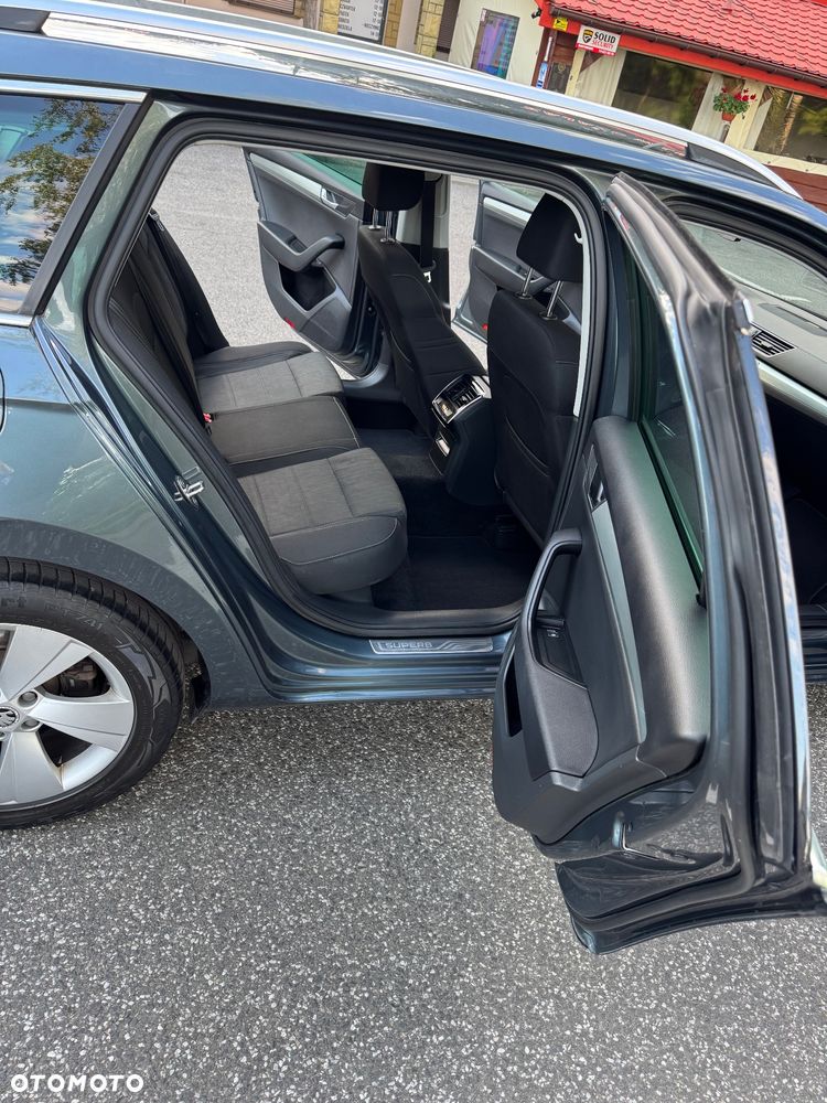 Skoda Superb 1.6 TDI GreenLine - 16