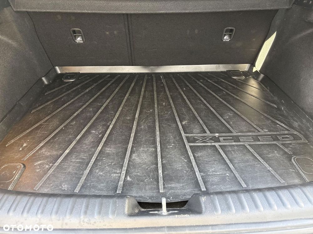 Kia XCeed 1.5 T-GDI M DCT - 17
