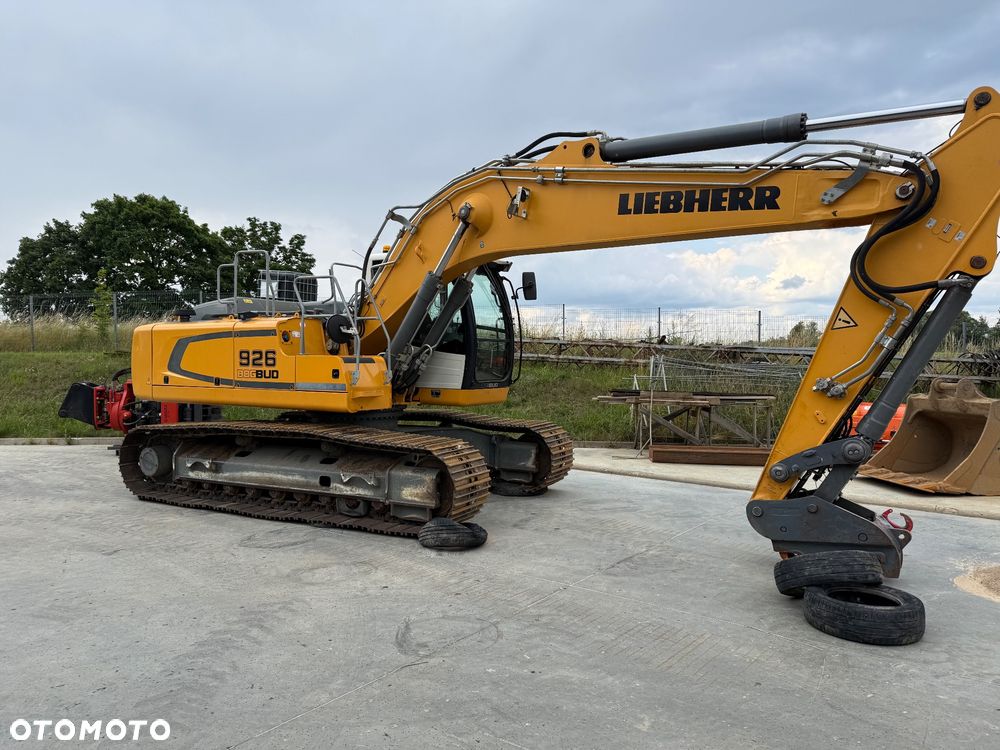 Liebherr R926 - 8