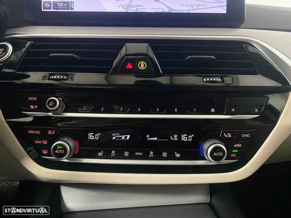 BMW 530 e - 29