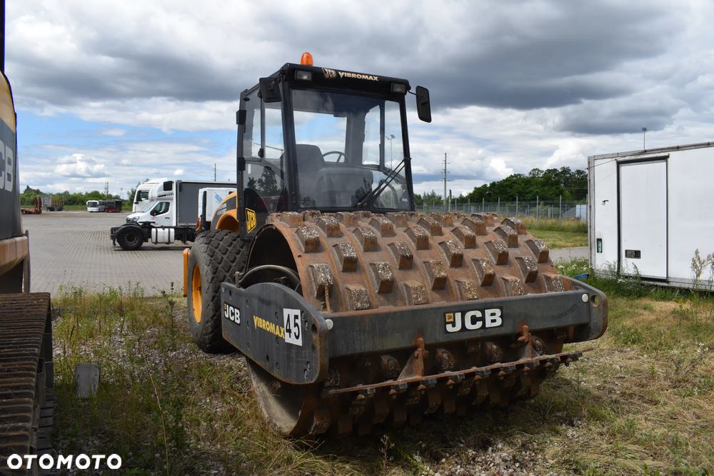 JCB VM 146D - 1