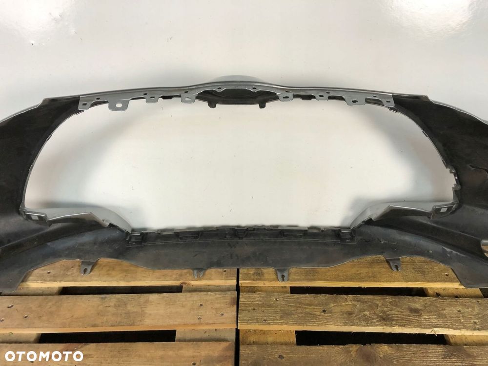 zderzak przód przedni toyota yaris iv 4 2020- + znaczek oryginał cały - 5