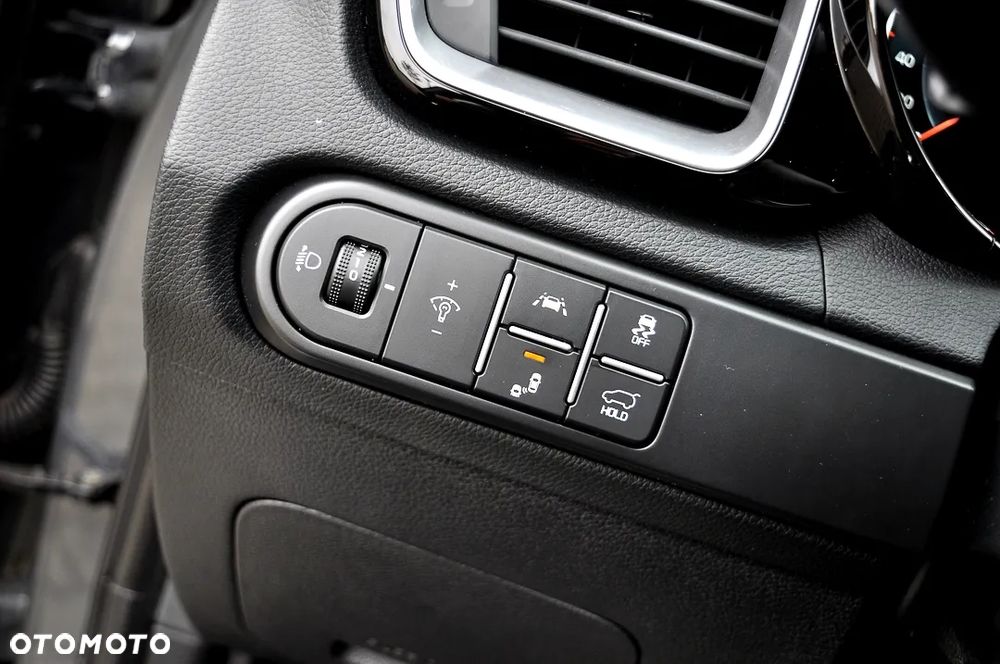 Kia Ceed 1.6 CRDi DCT GT Line - 28