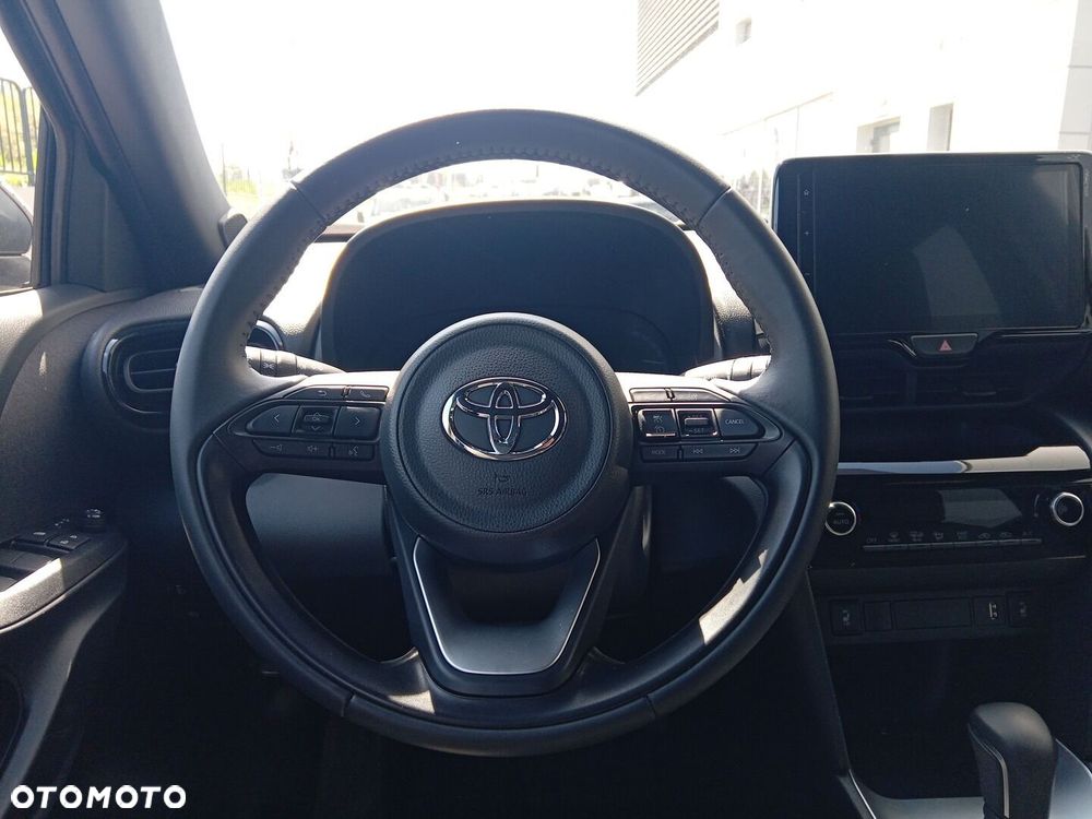 Toyota Yaris Cross - 16