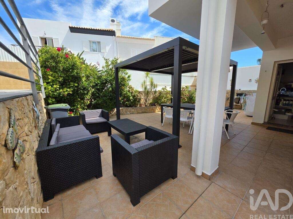 Casa / Villa T3 em Albufeira e Olhos de Água de 244,00 m2 - Grande imagem: 4/28