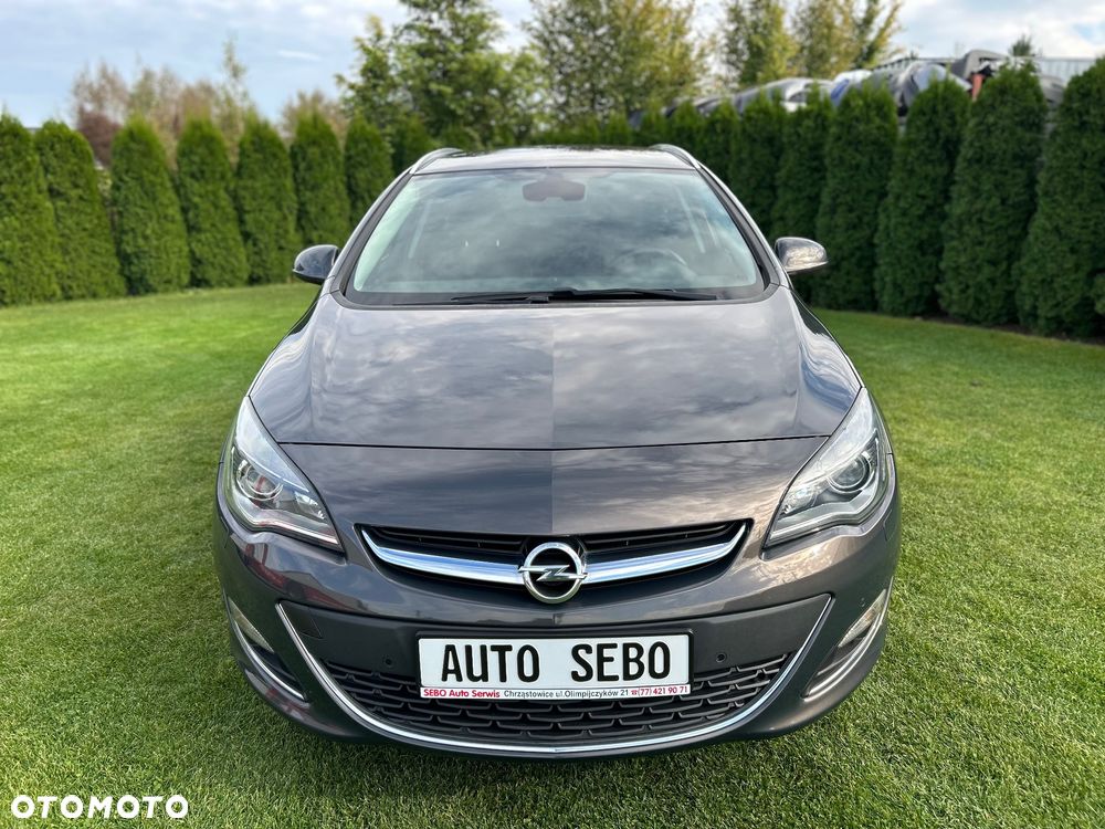 Opel Astra 1.4 Turbo Exklusiv - 3