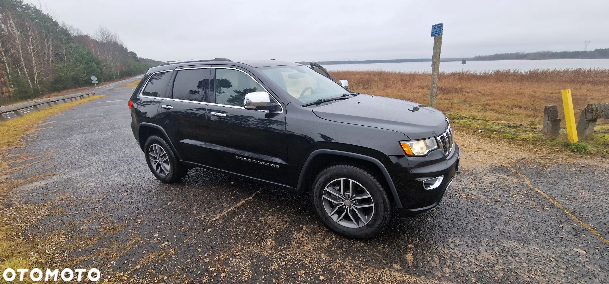 Jeep Grand Cherokee - 1