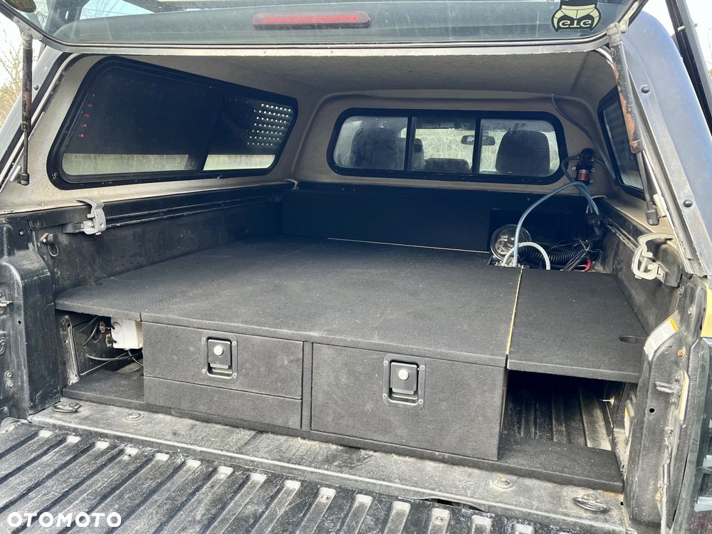Toyota Tacoma - 16