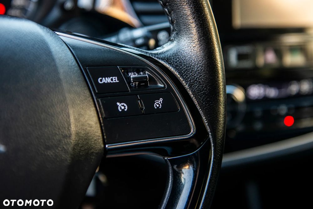 Mitsubishi Outlander 2.0 2WD Edition - 27