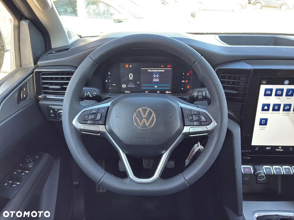 Volkswagen Amarok - 13