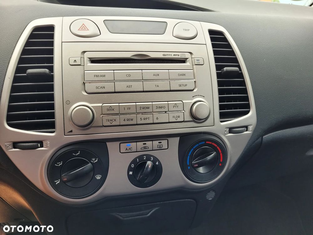 Hyundai i20 1.4 Comfort - 6