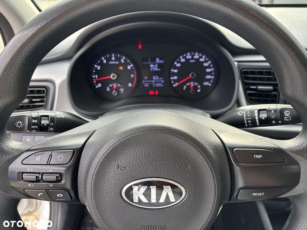Kia Rio 1.2 M - 23
