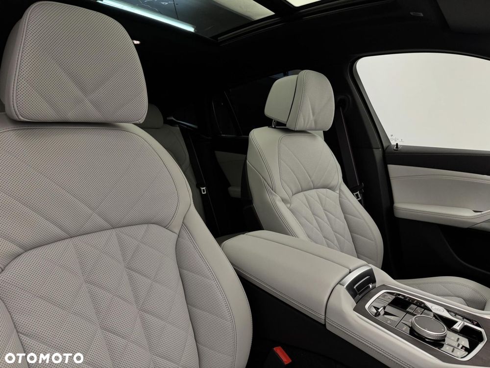 BMW X6 xDrive40i mHEV sport - 26