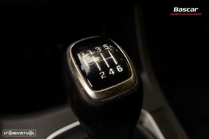 Hyundai i30 SW 1.6 CRDi Style+Navi - 47