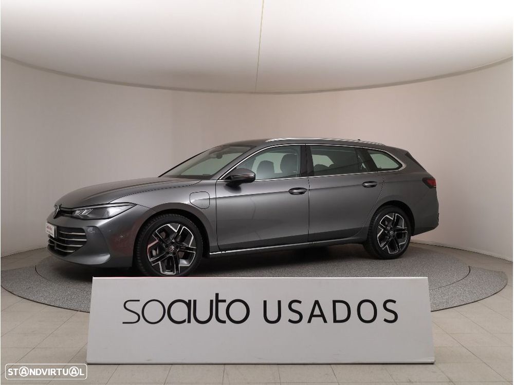 VW Passat Variant - 2
