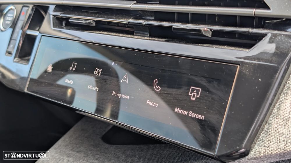 Peugeot 3008 1.2 Hybrid Allure e-DCS6 - 12