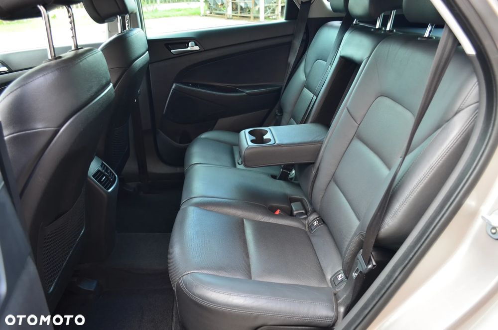 Hyundai Tucson blue 1.6 GDi 2WD Navi - 18