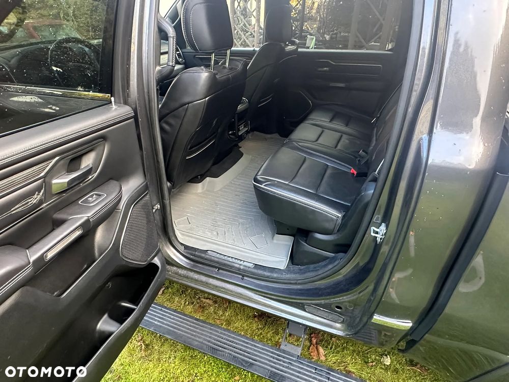 RAM 1500 Crew Cab Shortbed Limited - 14