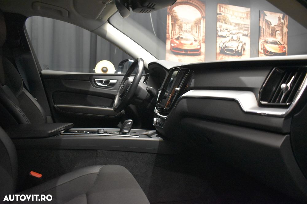Volvo XC 60 B4 D Geartronic Momentum Pro - 22