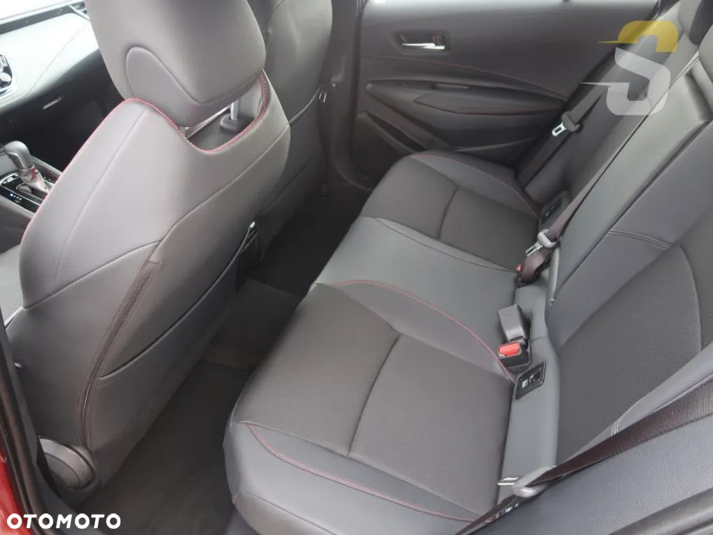 Toyota Corolla 1.8 Hybrid GR Sport - 12