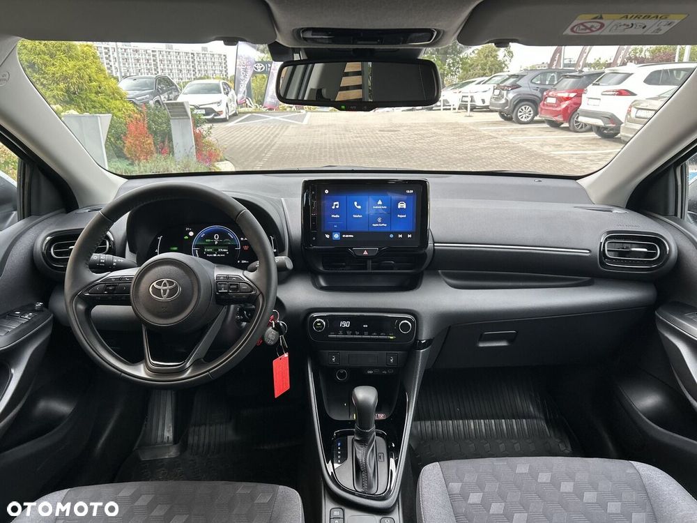 Toyota Yaris Hybrid 1.5 Style - 11
