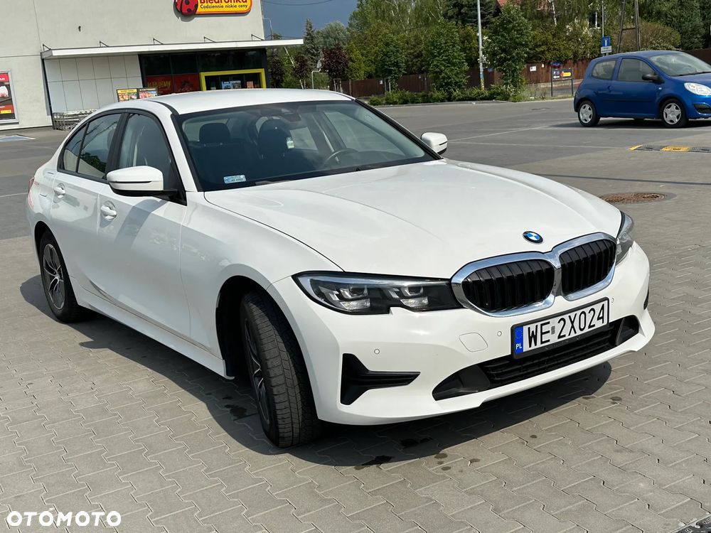 BMW Seria 3 318i Advantage - 10