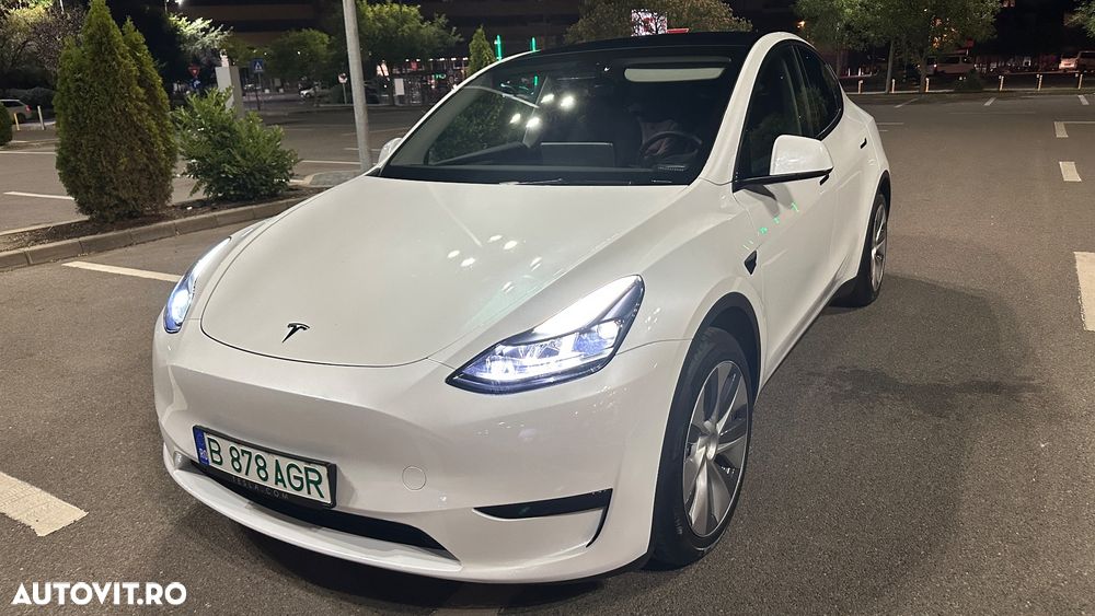 Tesla Model Y RWD - 1