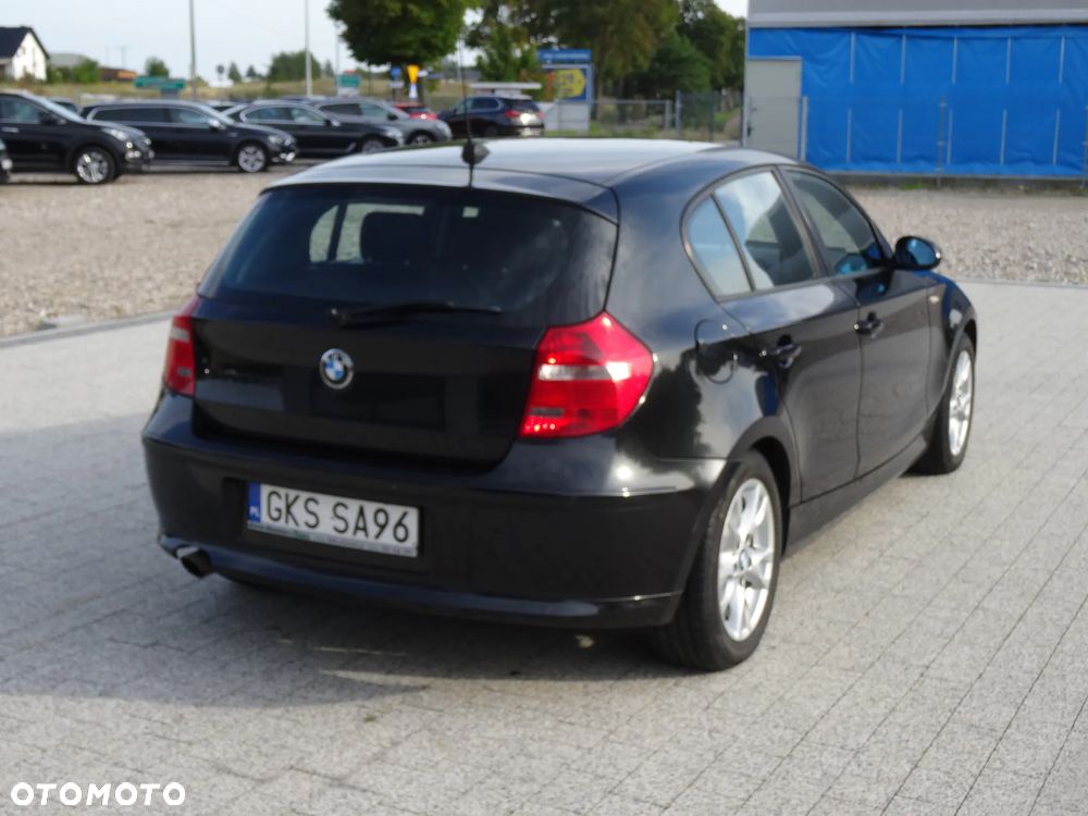 BMW Seria 1 118d DPF - 9