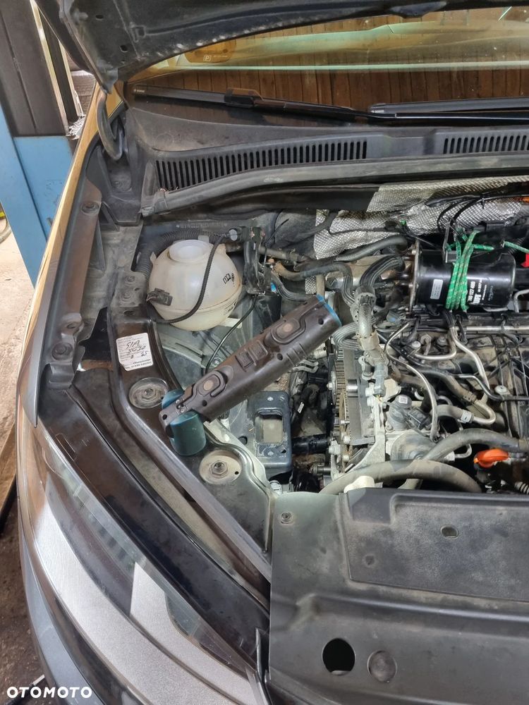 Volkswagen Sharan 2.0 TDI Comfortline - 27