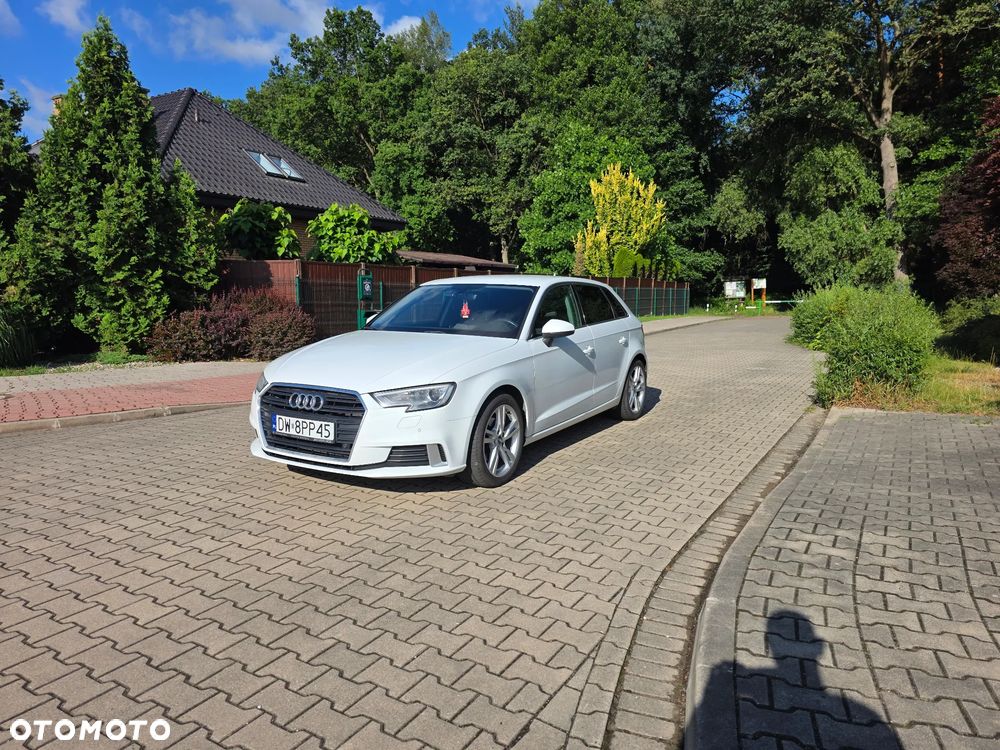 Audi A3 Sportback - 4