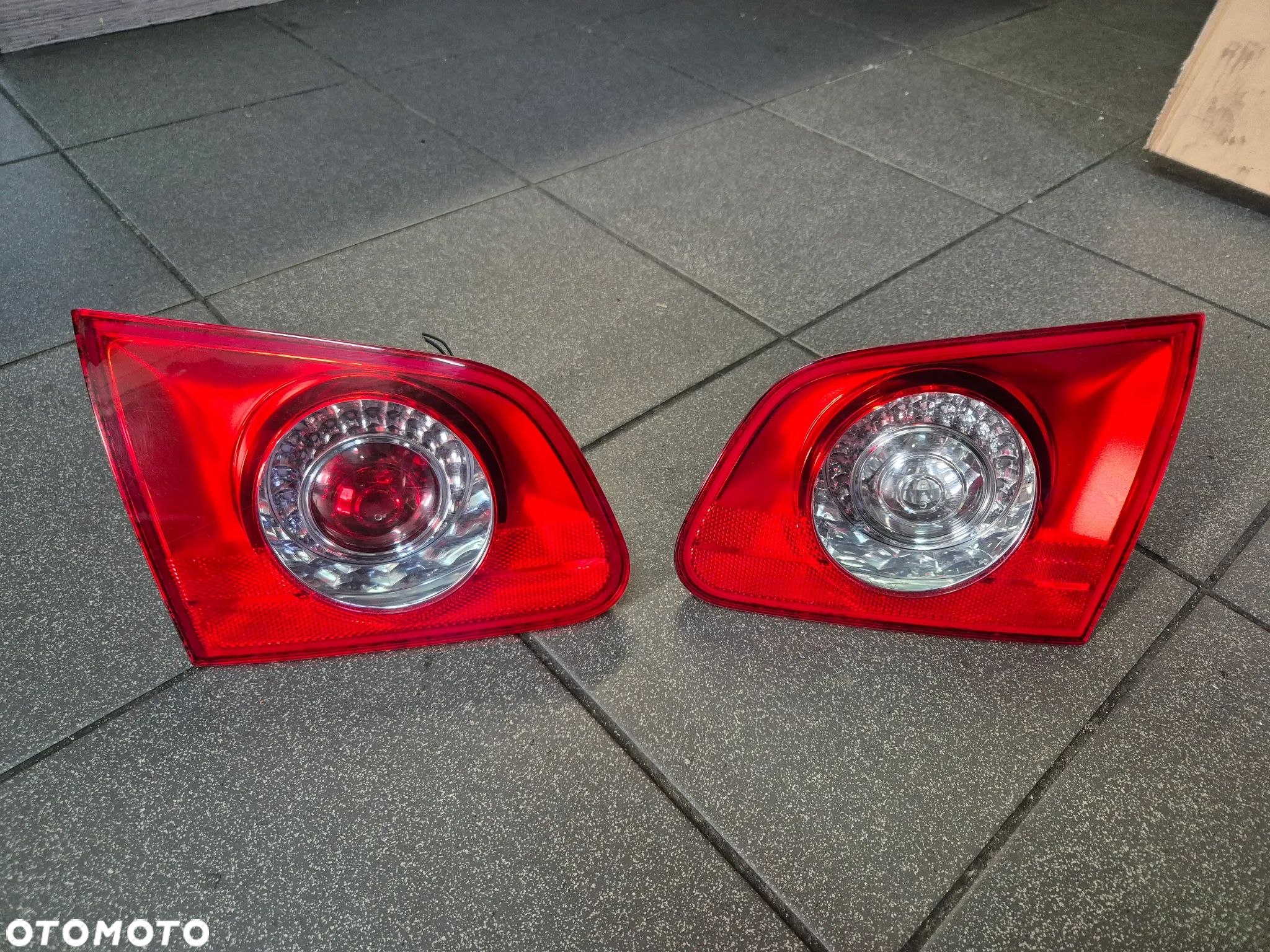 LAMPY LAMPA TYLNA W KLAPĘ LEWA PRAWA VW PASSAT B6 KOMBI 3C9 EUROPA WYSYŁKA !!!! - 1