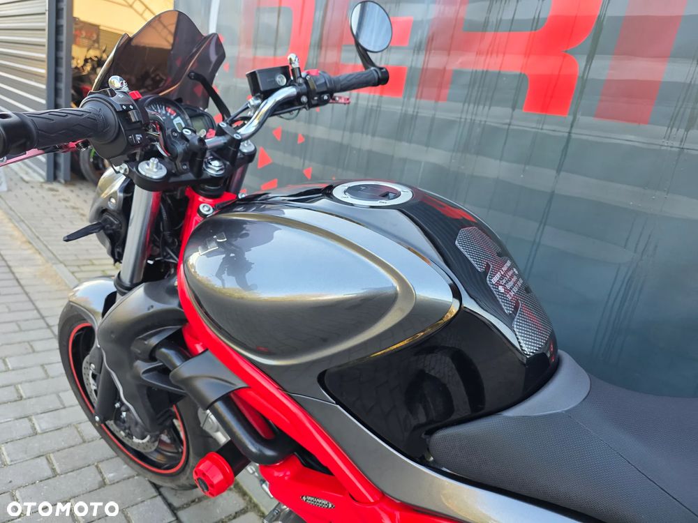 Suzuki Gladius - 9