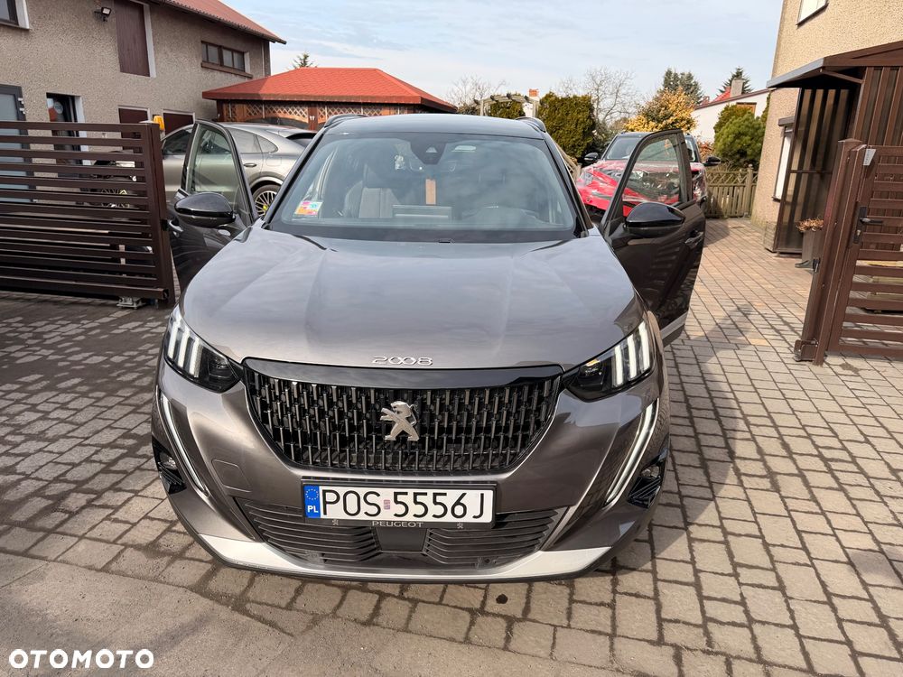 Peugeot 2008 PureTech 130 EAT8 GT - 29