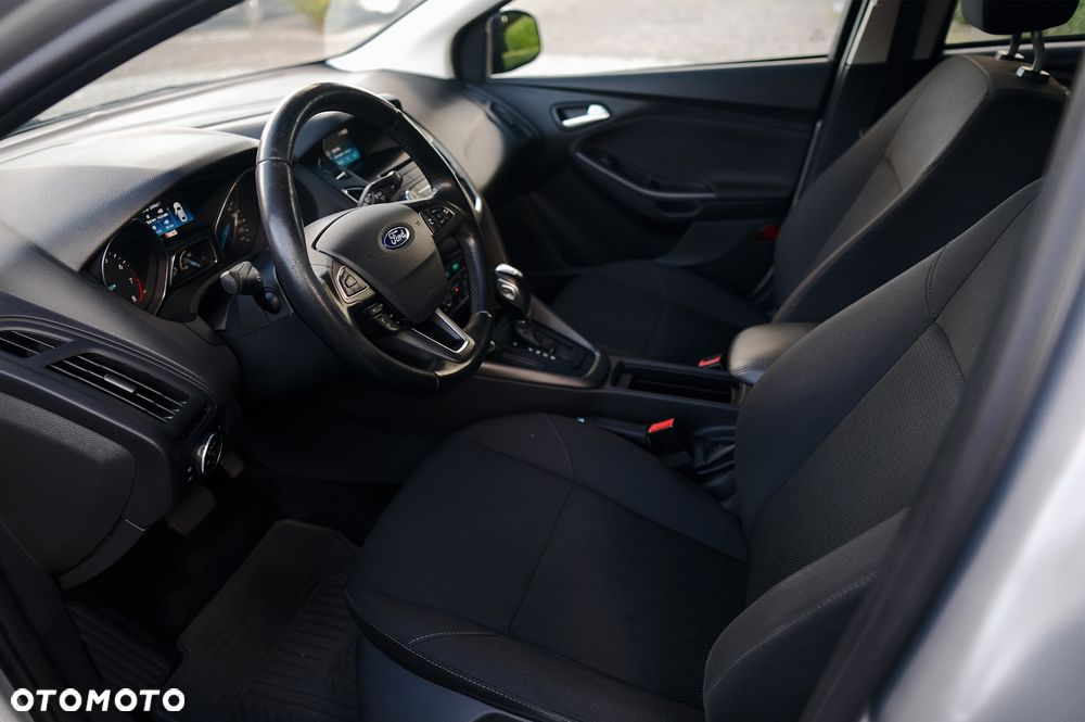 Ford Focus 1.6 Trend Sport PowerShift - 14